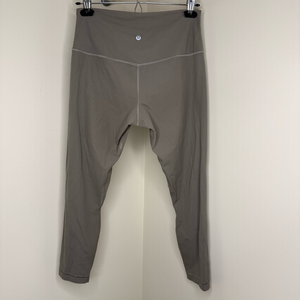 Lululemon Align Ribbed High-Rise Crop 23” | Nomad | Size 10 - Picture 5 of 10